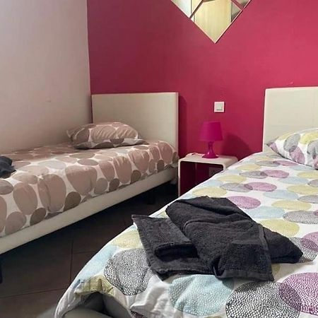 Les Palmiers Apartment Мийо Екстериор снимка