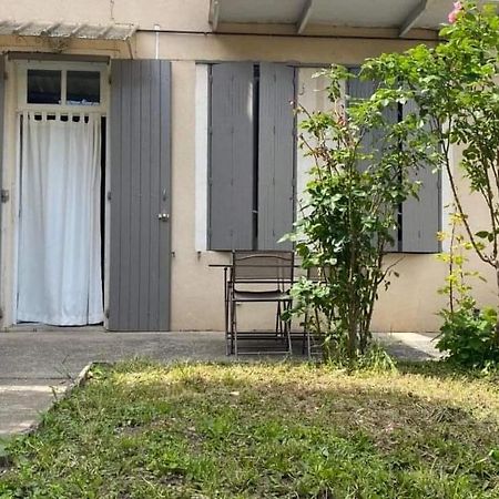 Les Palmiers Apartment Мийо Екстериор снимка